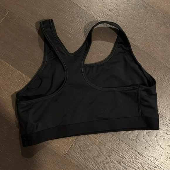 Nike Women's Black Sports Bra in Size XXL - Picture 5 of 5